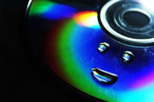 Blu-Ray Face, Blu-Ray with a face made of drops